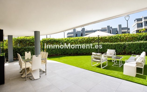 Resale - Apartment - Estepona - Estepona Centro