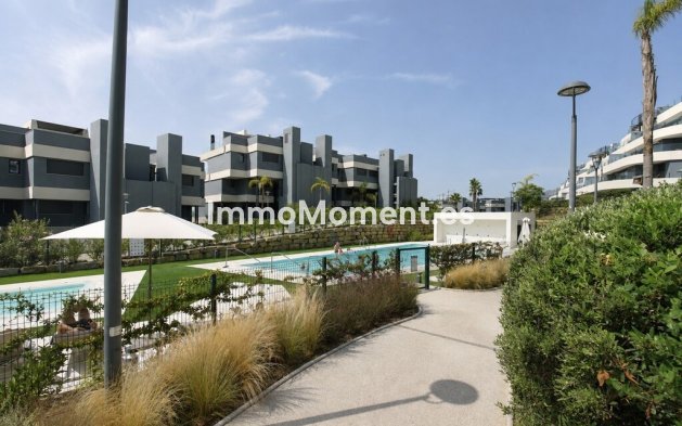 Resale - Apartment - Estepona - Estepona Centro