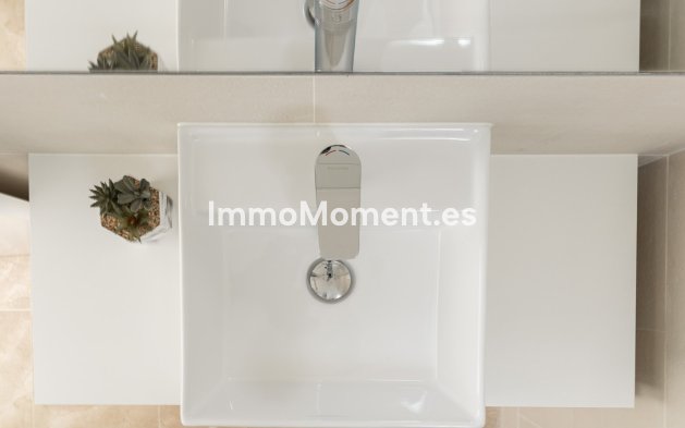 Resale - Apartment - Benahavís - Benahavís Centro