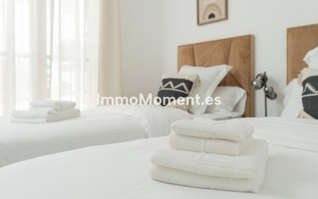 Resale - Apartment - Benahavís - Benahavís Centro