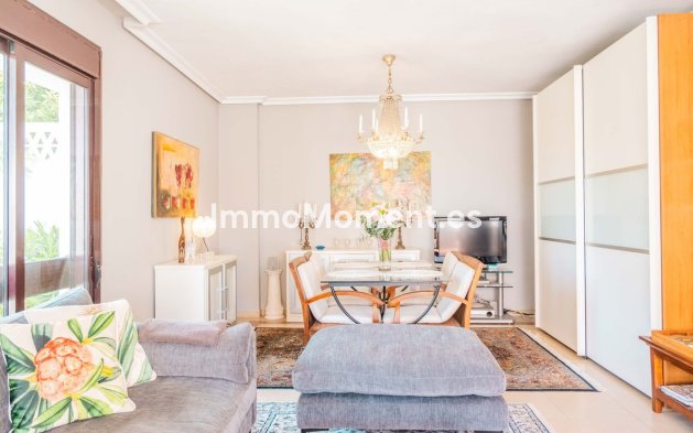 Wiederverkauf - Wohnung - Marbella - Nueva Andalucía