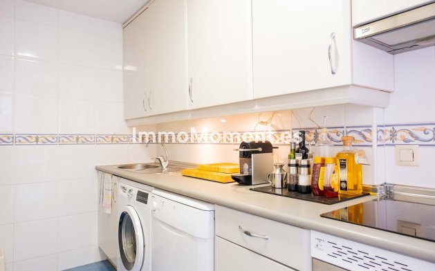 Wiederverkauf - Wohnung - Marbella - Nueva Andalucía