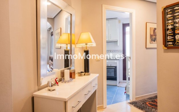 Wiederverkauf - Wohnung - Marbella - Nueva Andalucía