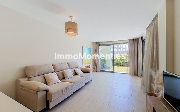 Resale - Apartment - Estepona - Selwo