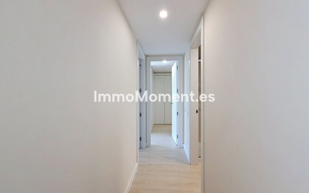 Resale - Apartment - Estepona - Selwo