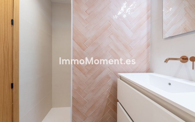Bestaande woning - Appartement - Torremolinos - La Carihuela