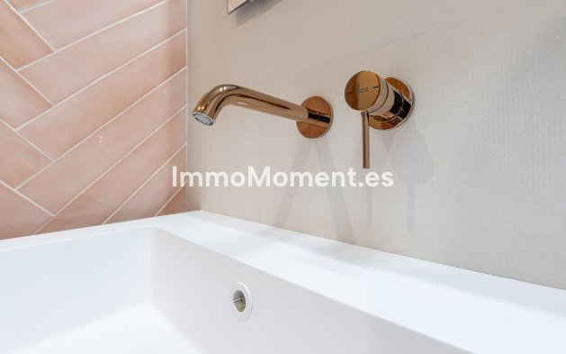 Bestaande woning - Appartement - Torremolinos - La Carihuela