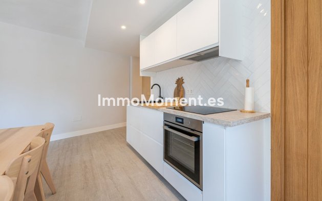 Bestaande woning - Appartement - Torremolinos - La Carihuela