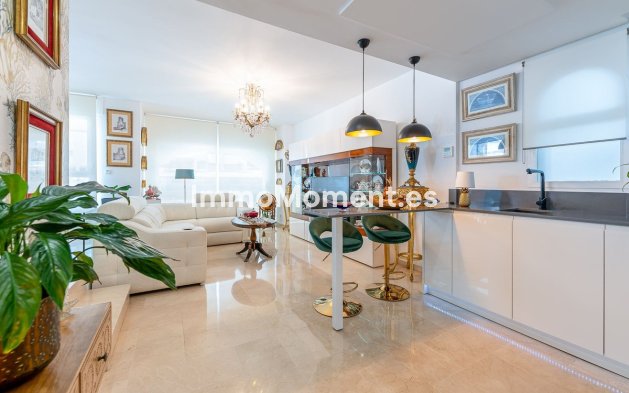 Reventa - Apartamento - Benalmadena - Benalmadena Centro