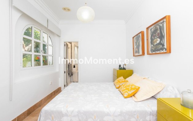 Wiederverkauf - Freistehende Villa - Torrevieja - Torrevieja Centro