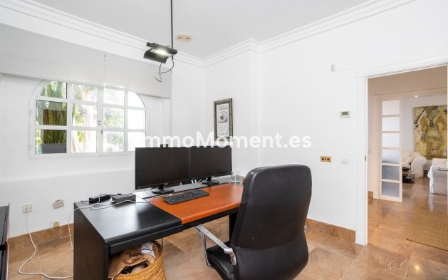 Wiederverkauf - Freistehende Villa - Torrevieja - Torrevieja Centro