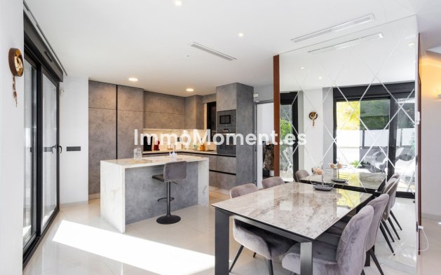 Resale - Detached villa - Orihuela - Villamartín