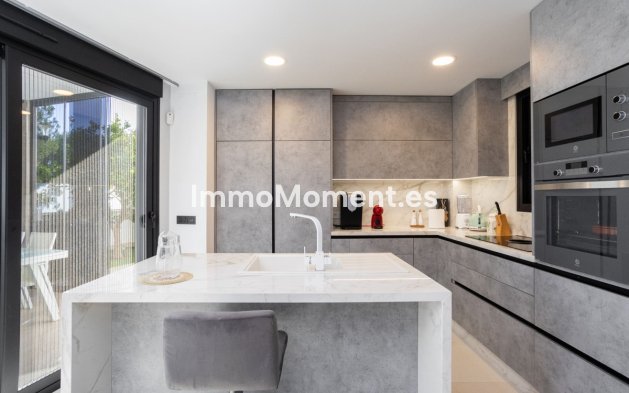 Resale - Detached villa - Orihuela - Villamartín