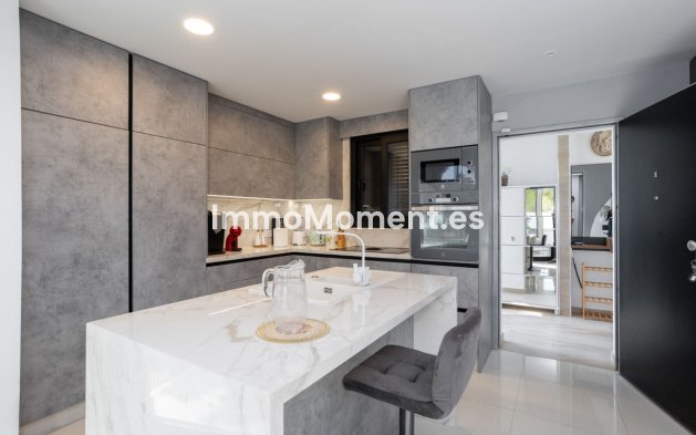 Resale - Detached villa - Orihuela - Villamartín