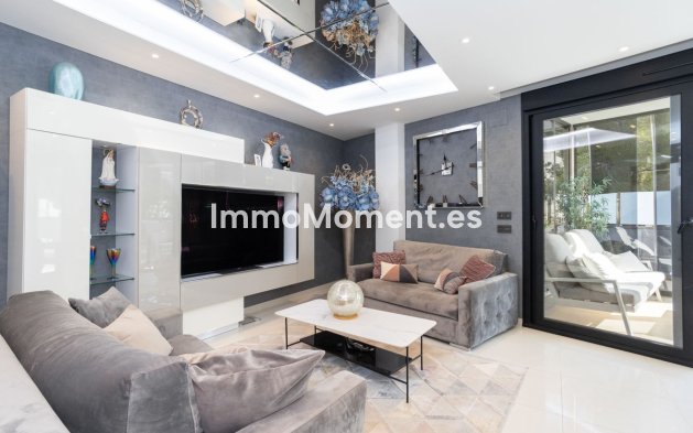 Resale - Detached villa - Orihuela - Villamartín