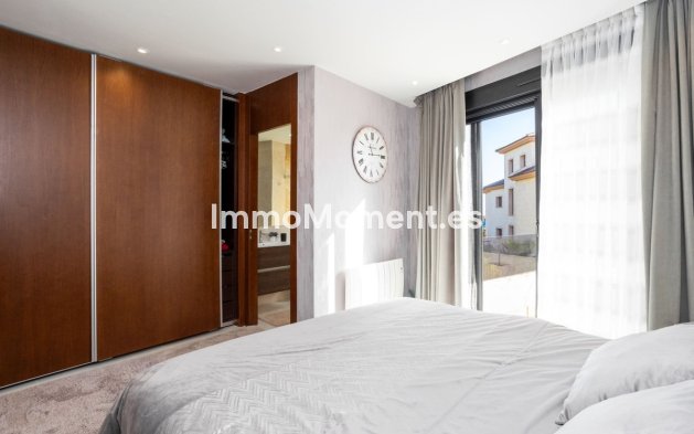 Resale - Detached villa - Orihuela - Villamartín
