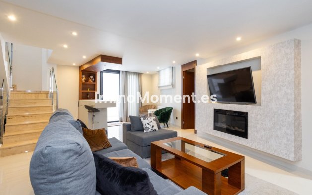 Resale - Detached villa - Orihuela - Villamartín