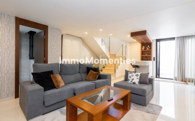 Resale - Detached villa - Orihuela - Villamartín
