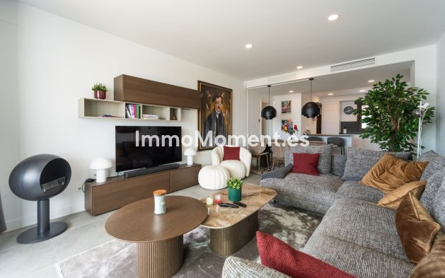 Resale - Apartment - Estepona - Estepona Centro