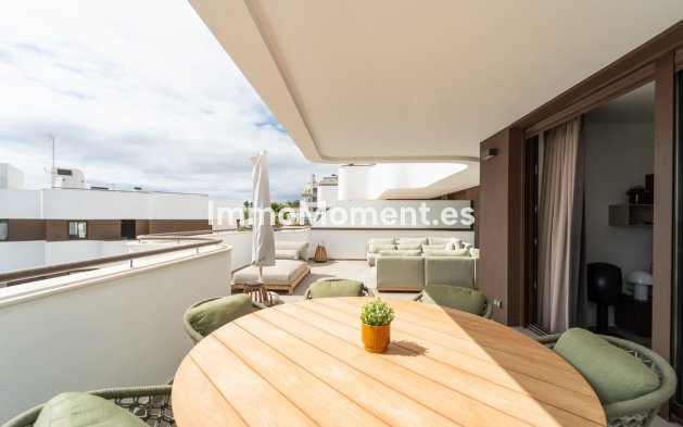 Resale - Apartment - Estepona - Estepona Centro