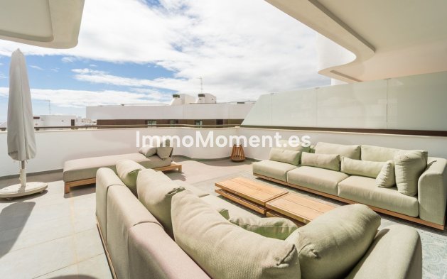 Resale - Apartment - Estepona - Estepona Centro