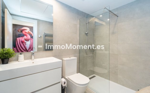 Resale - Apartment - Estepona - Estepona Centro
