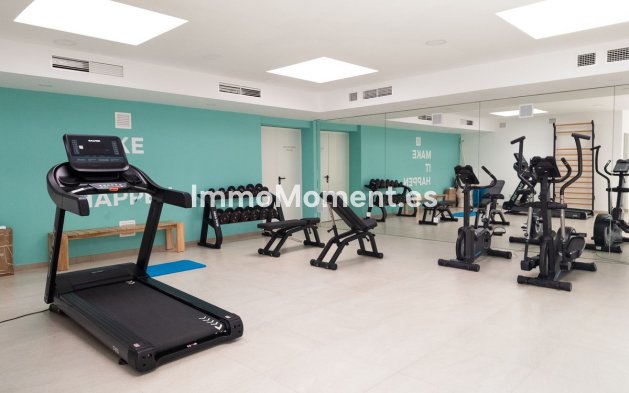 Resale - Apartment - Estepona - Estepona Centro