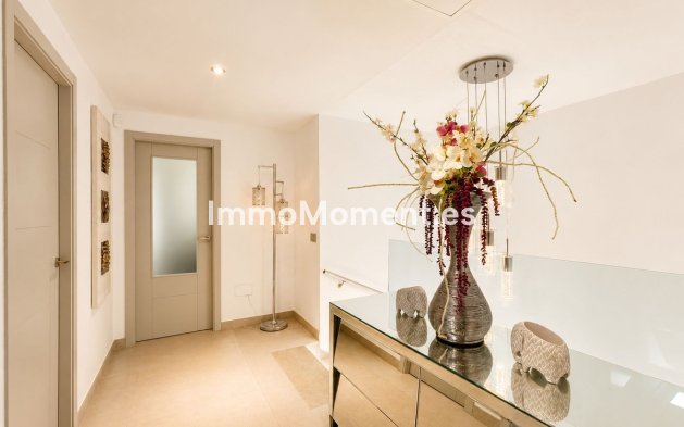 Resale - Detached villa - Estepona - New Golden Mile