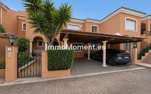 Resale - Detached villa - Estepona - New Golden Mile