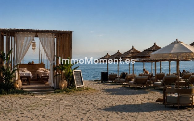 Resale - Detached villa - Estepona - New Golden Mile