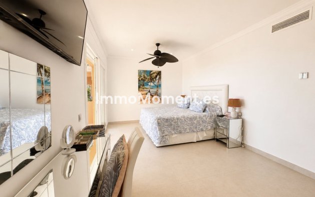 Resale - Detached villa - Estepona - New Golden Mile