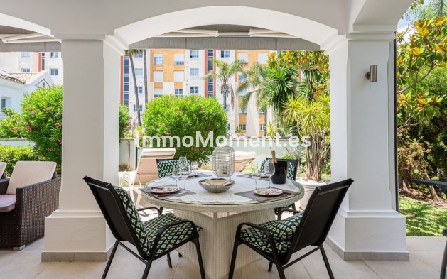Resale - Detached villa - Estepona - Atalaya