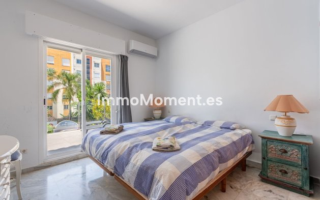 Resale - Detached villa - Estepona - Atalaya