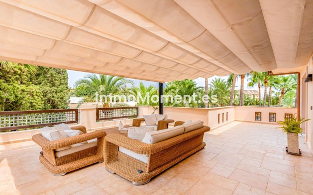 Wiederverkauf - Wohnung - Marbella - Nueva Andalucía