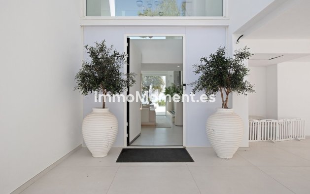 Bestaande woning - Vrijstaande villa - Marbella - La Mairena