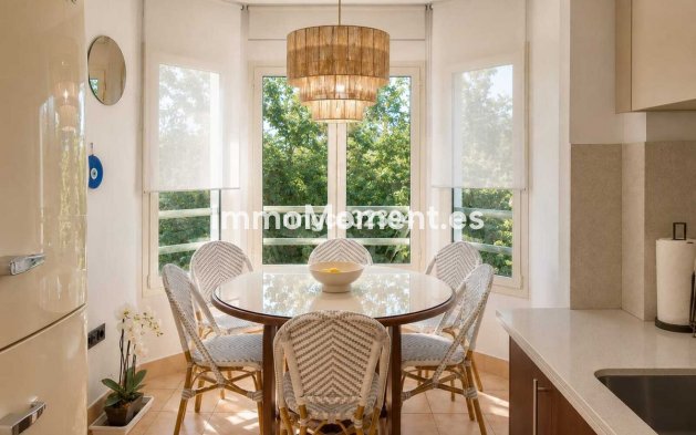 Resale - Apartment - Marbella - Sierra Blanca