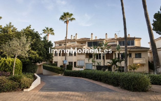 Resale - Apartment - Marbella - Sierra Blanca
