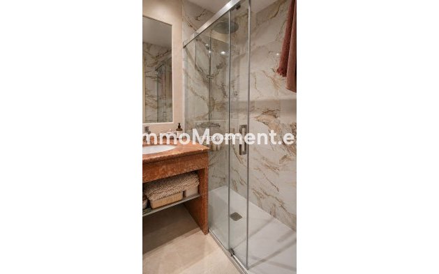 Resale - Apartment - Marbella - Sierra Blanca