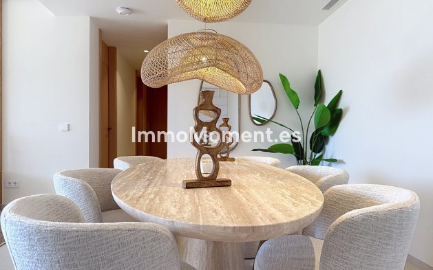 Resale - Apartment - Benahavís - Benahavís Centro