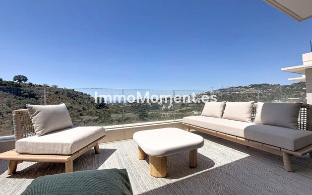 Resale - Apartment - Benahavís - Benahavís Centro