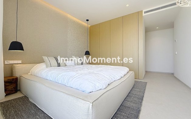 Resale - Apartment - Benahavís - Benahavís Centro