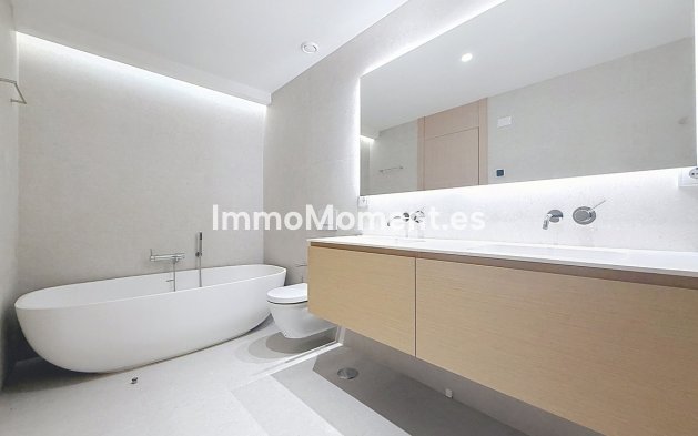 Resale - Apartment - Benahavís - Benahavís Centro
