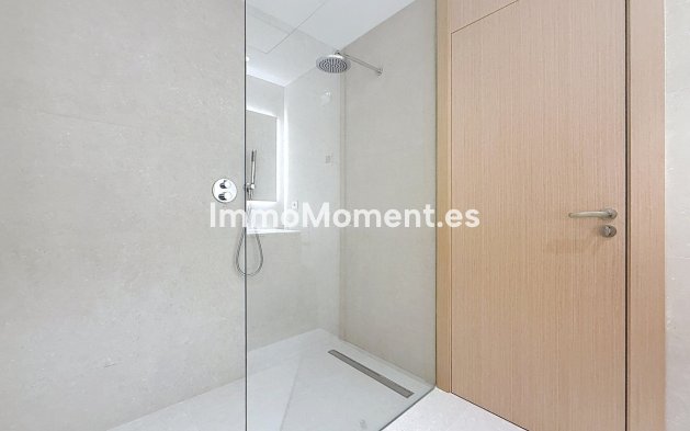 Resale - Apartment - Benahavís - Benahavís Centro