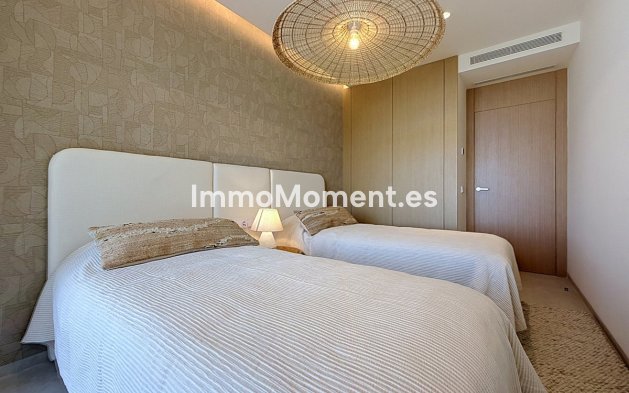 Resale - Apartment - Benahavís - Benahavís Centro