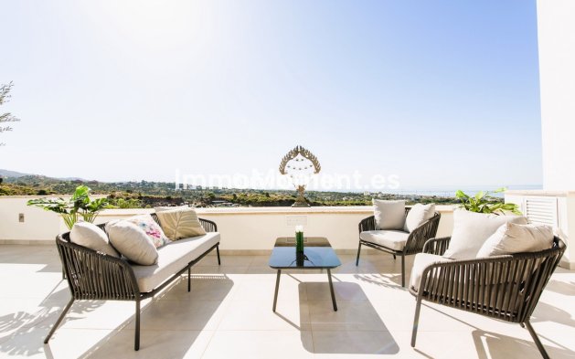 Resale - Apartment - Marbella - Santa Clara
