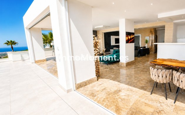 Resale - Apartment - Marbella - Santa Clara