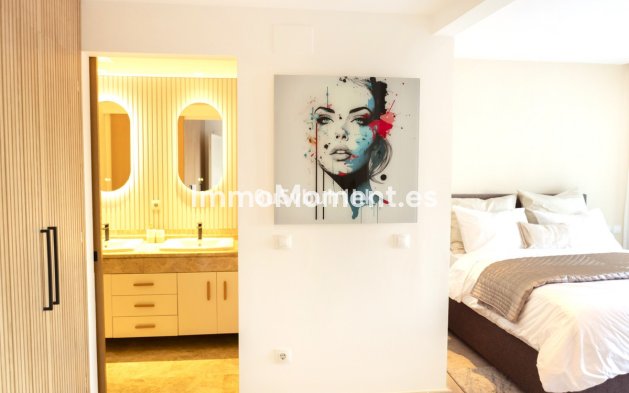 Resale - Apartment - Marbella - Santa Clara