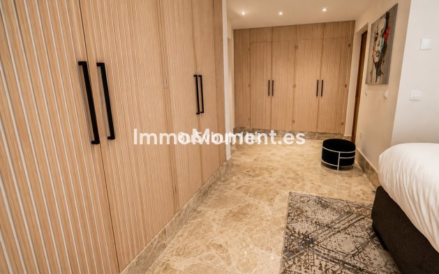 Resale - Apartment - Marbella - Santa Clara