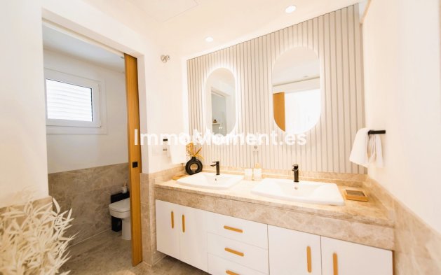 Resale - Apartment - Marbella - Santa Clara