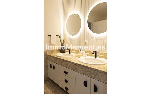 Resale - Apartment - Marbella - Santa Clara